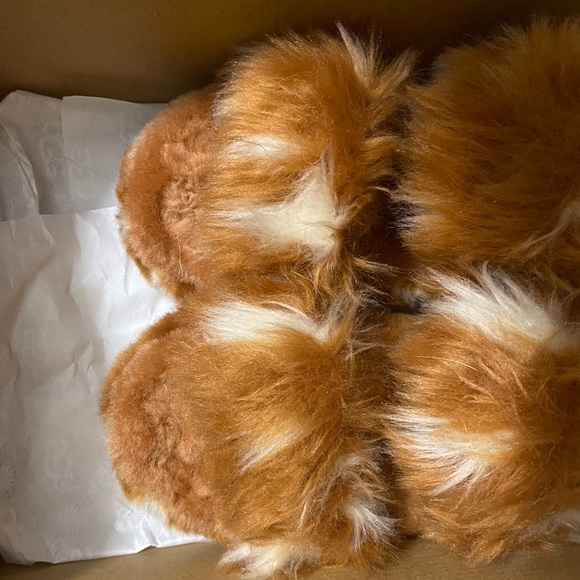 Ugg Slipper Sandals - Picture 7 of 7